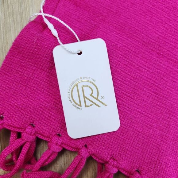 🔸️NWT Hot Pink & Gray Fringe Lined Sweater Shawl Scarf One Size - Picture 11 of 12